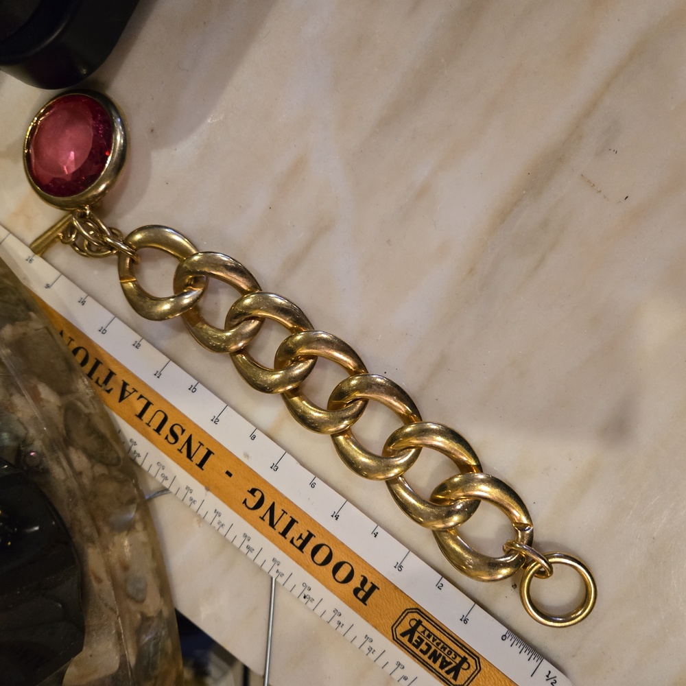 Chunky Gold Tone 7 Link Faux Pink Gem Bracelet 7 3/4" - Picture 7 of 9